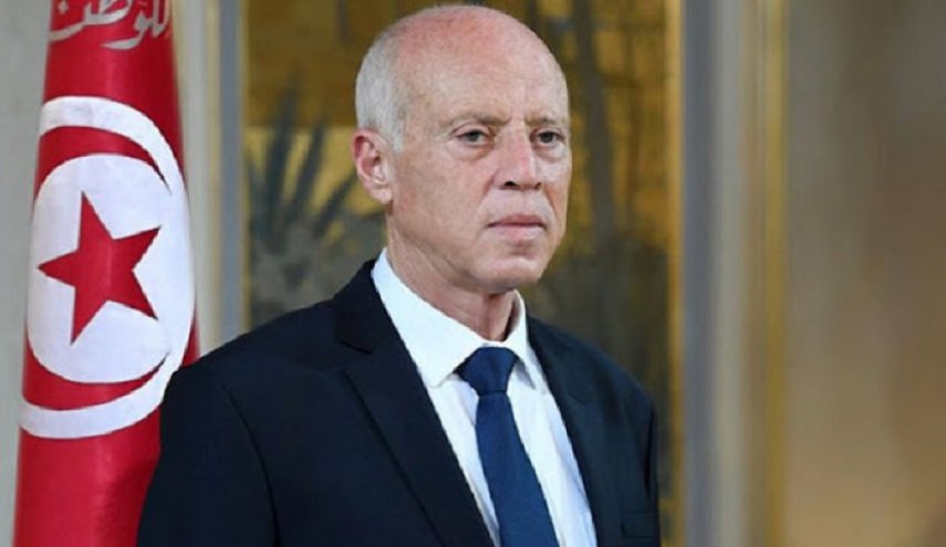 الرئيس التونسي يصدر أوامره للجيش بالتحرك لفرض الحجر الصحي العام