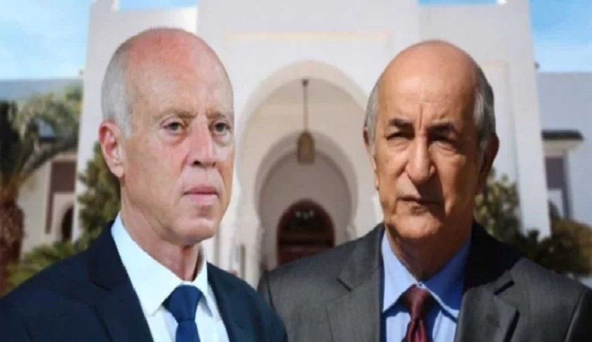 الرئيس الجزائري يجري اتصالاً هاتفيًا مع نظيره التونسي
