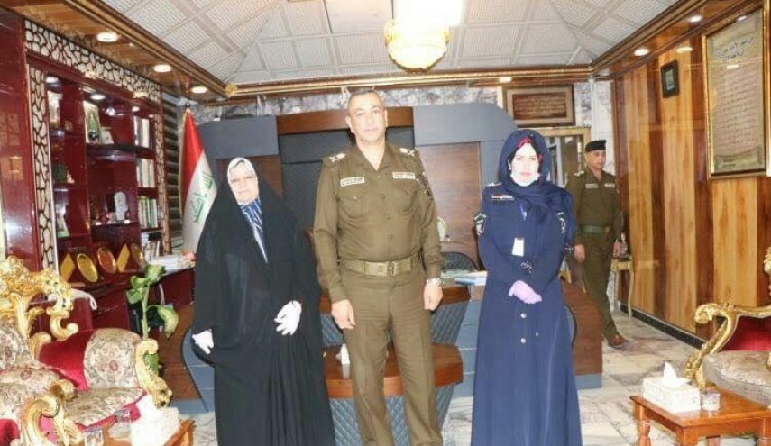 شرطية عراقية تصنع جهاز تعقيم كامل للجسم