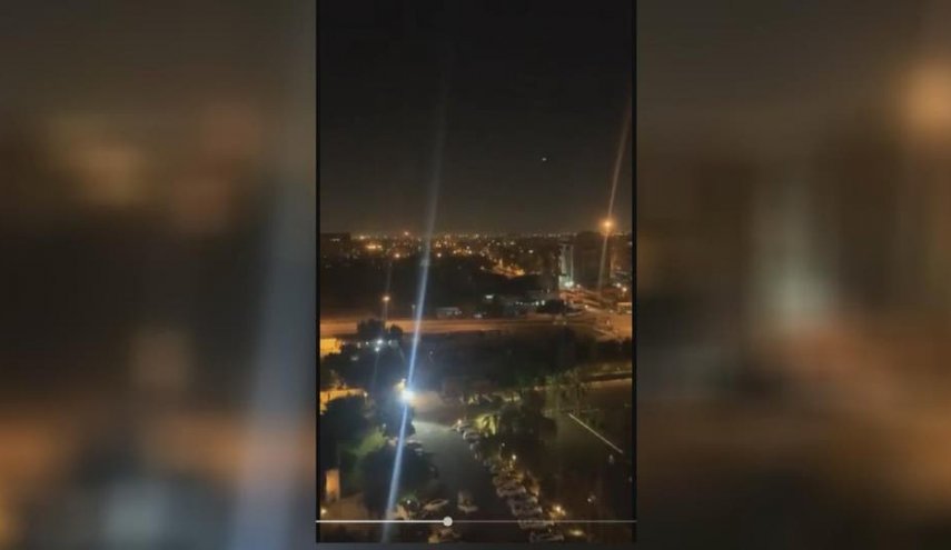 بغداد.. سقوط صاروخ في محيط المنطقة الخضراء
