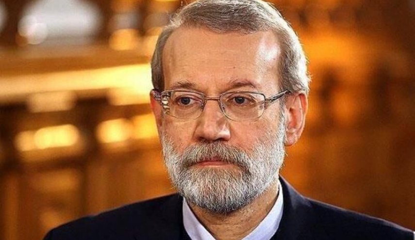 لاريجاني: حرس الثورة هو المرتكز لعزة واقتدار ايران