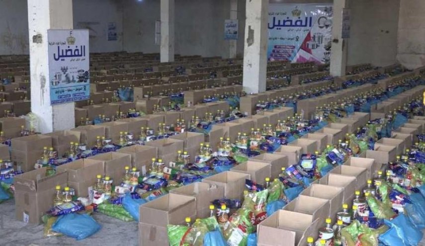 تلبية لنداء المرجعية، توزيع سلات غذائية لعوائل الموصل