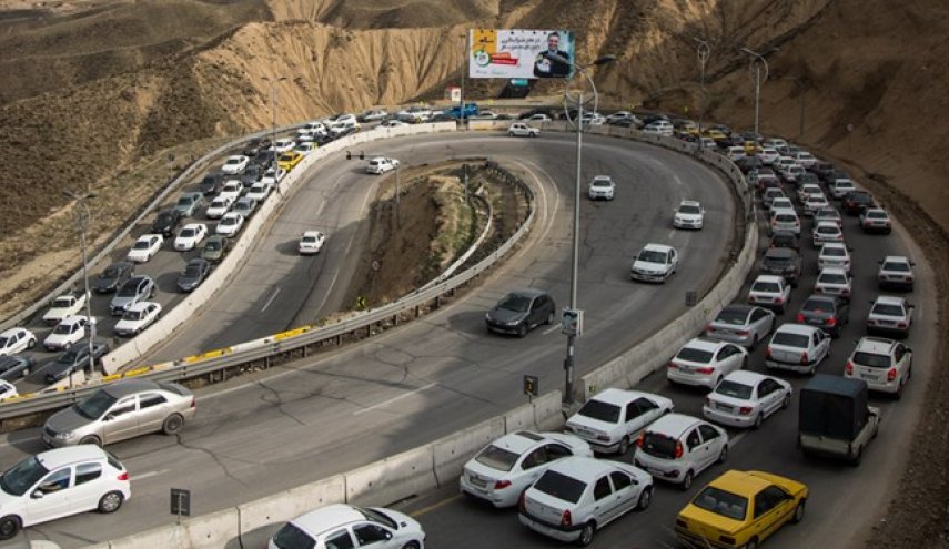 کاهش 57 درصدی ترددها در 17 روز/ 30 هزار خودرو هنوز به شهرهای مبدأ بازنگشته اند!
