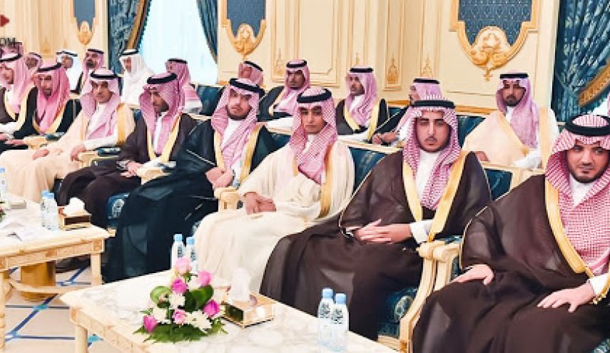إصابة  150 أميرا سعوديا بفيروس كورونا والملك في الحجر