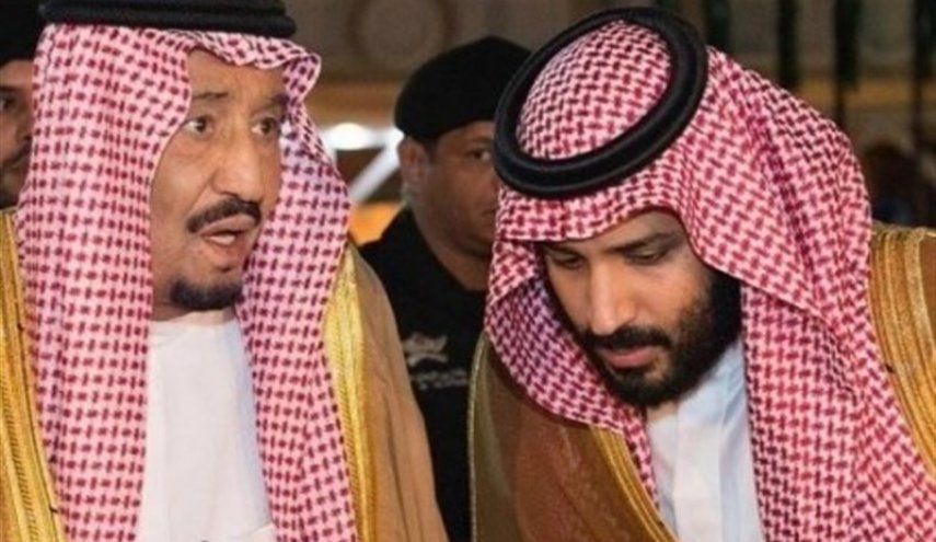 الملك سلمان وولي عهده يعزلان نفسيهما قرب البحر الاحمر!