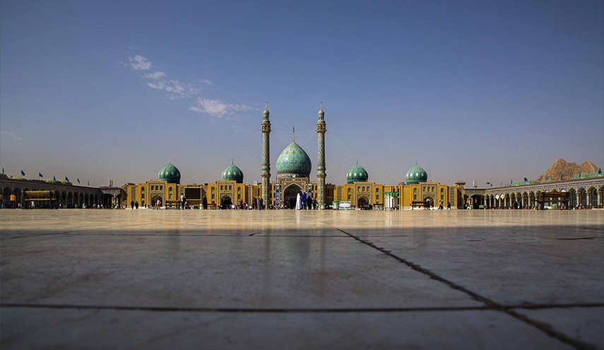 قصيدة 'إمامَ العصرِ يا أملَ الزمانِ'
