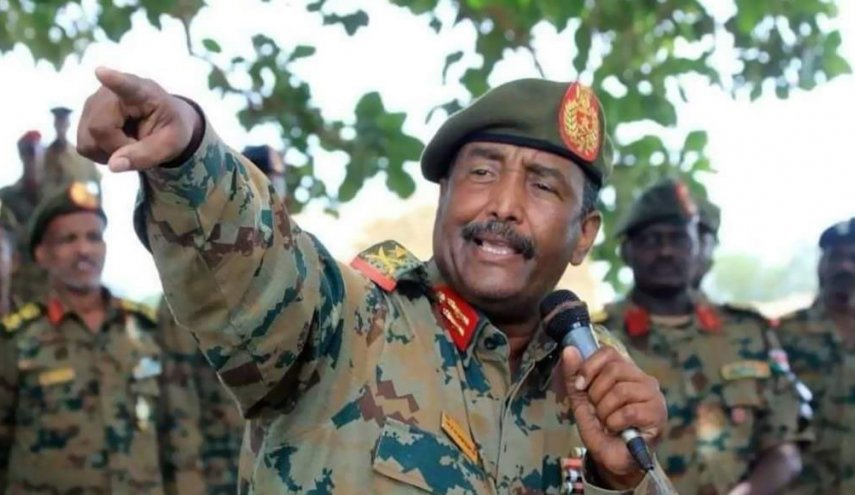البرهان: لن نسمح بالتعدي على أراضي السودان
