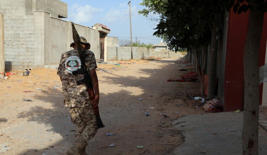 قوات الوفاق تقتحم ثالث مدينة في غرب ليبيا
