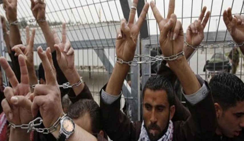أسرى فلسطين يواجهون خطر كورونا وبطش الاحتلال
