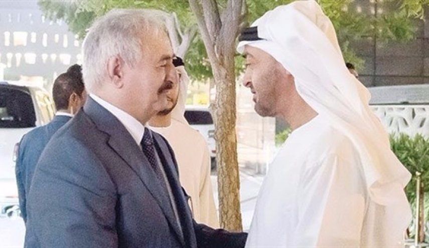 صحيفة بريطانية تكشف عن تزويد حفتر بشحنات وقود من الإمارات