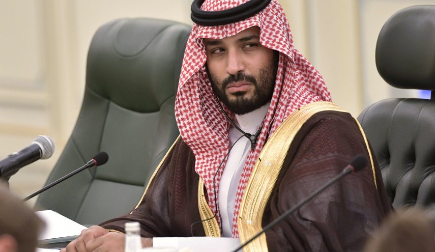 جهاز هاتف محمول يدخل الرعب في قلب ابن سلمان