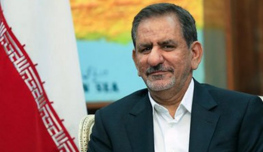 جهانغيري : المدرسة والجامعة دخلتا اليوم في الهواتف المحمولة