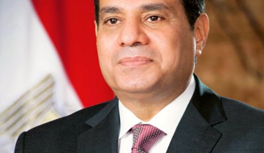 السيسي يهنئ المصريين بذكرى تحرير سيناء
