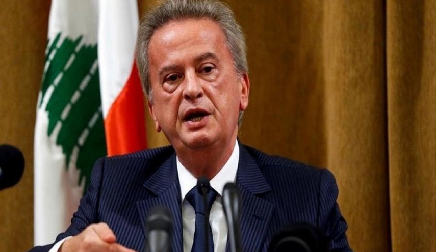 حاكم مصرف لبنان يصدر تعميما بشان سعر الليرة

