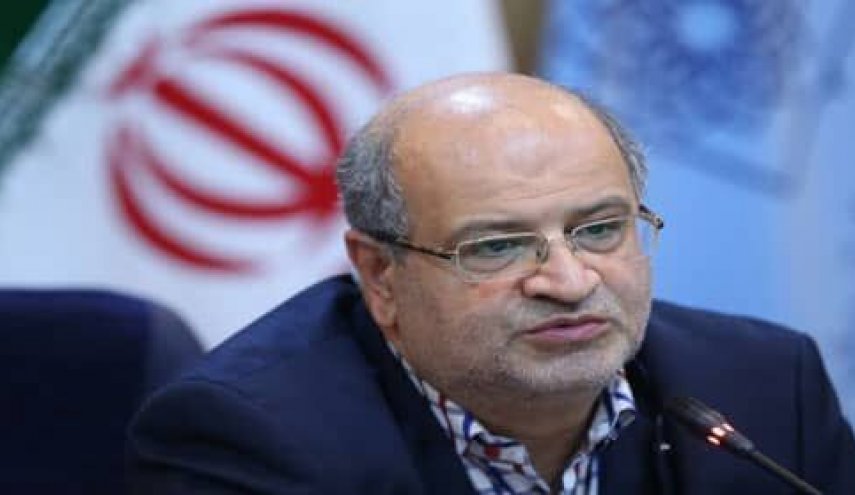 مسؤول صحي : يجب استخدام الكمامات في مترو الانفاق بطهران