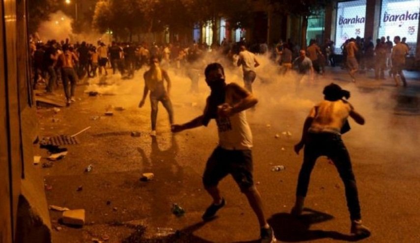 لبنان: إصابة 54 عسكريا وتوقيف 13 شخصا خلال اعمال شغب