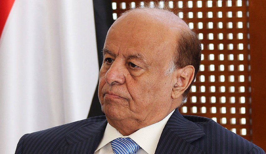 حكومة هادي تدعو تحالف العدوان لحمايتها بعد إعلان المجلس الانتقالي