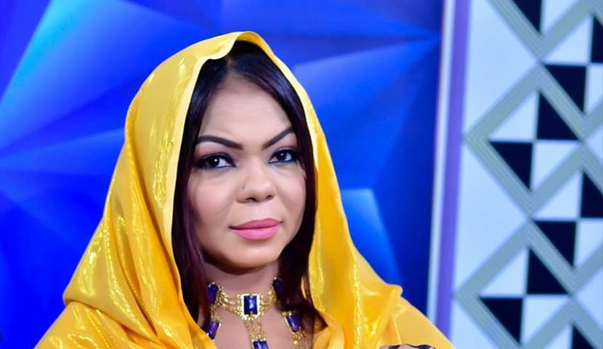 مذيعة سودانية تعلن اصابتها بفيروس كورونا