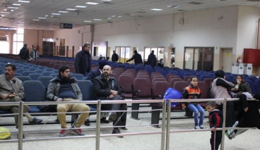 بدء دخول 1600 فلسطيني عالق في الاردن على مدار عدة أيام
