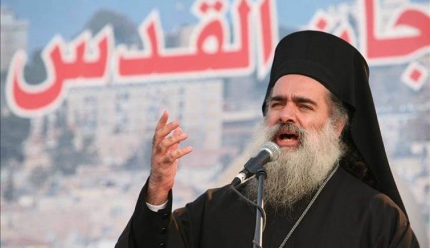 المطران حنا: عدالة قضية فلسطين لن تهزها مسلسلات سخيفة