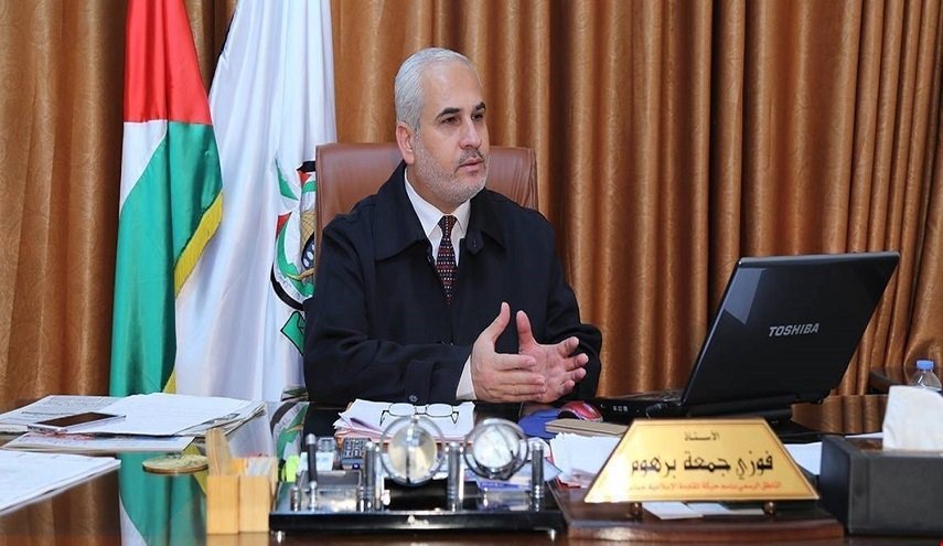 حماس تستنكر إغلاق بنوك حسابات الأسرى وذوي الشهداء