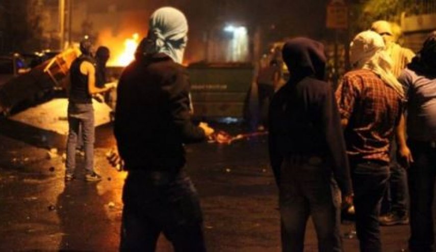 جوانان فلسطینی با نیروهای رژیم صهیونیستی درگیر شدند
