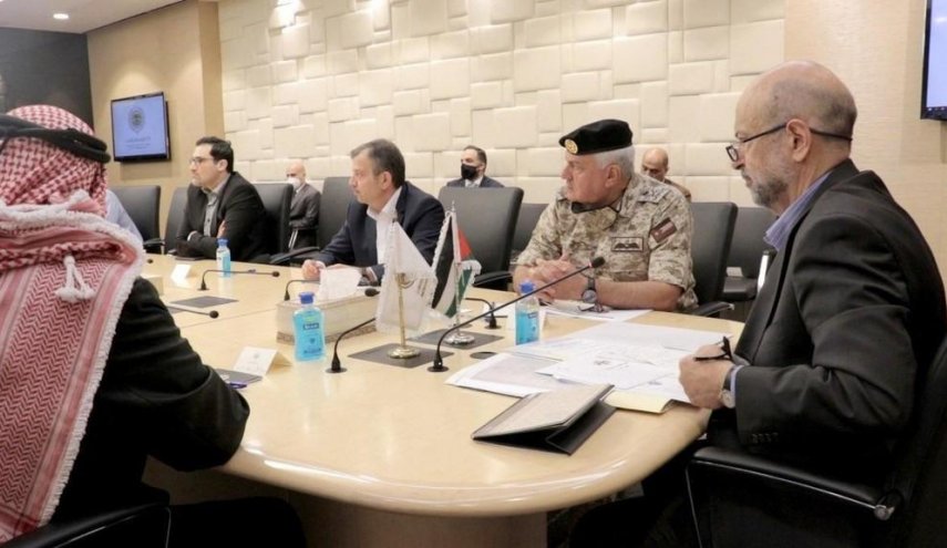 الحكومة الأردنية تناقش آلية عودة موظفي القطاع العام للعمل