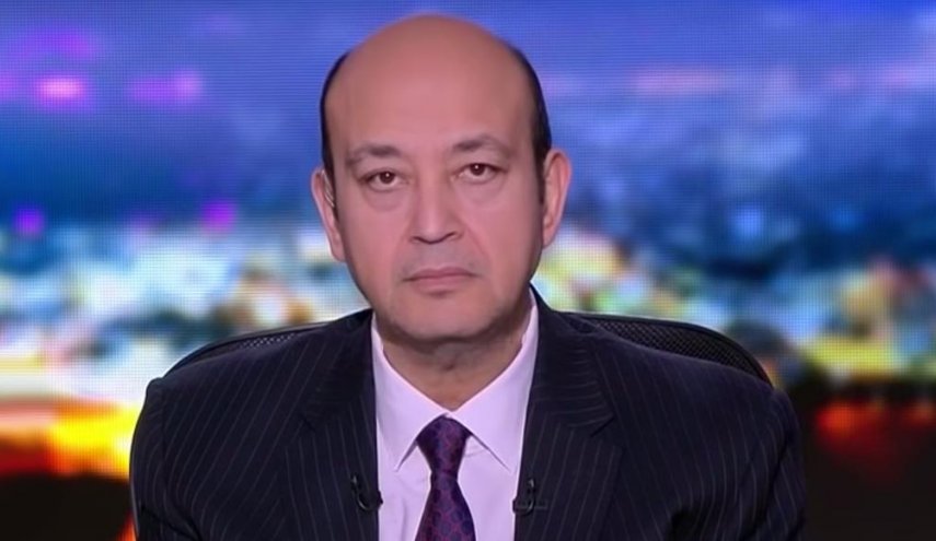 مصر.. عمرو أديب يهاجم العائدين من الخارج ويتوعدهم