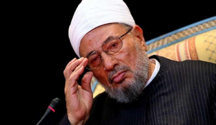 تغريدة جديدة للقرضاوي تثير جدلا واسعا بین متابعيه