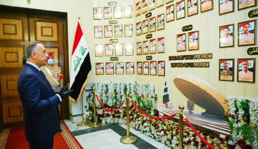 الكاظمي يؤكد التزام المؤسسة العسكرية بمهامها الوطنية والمهنية