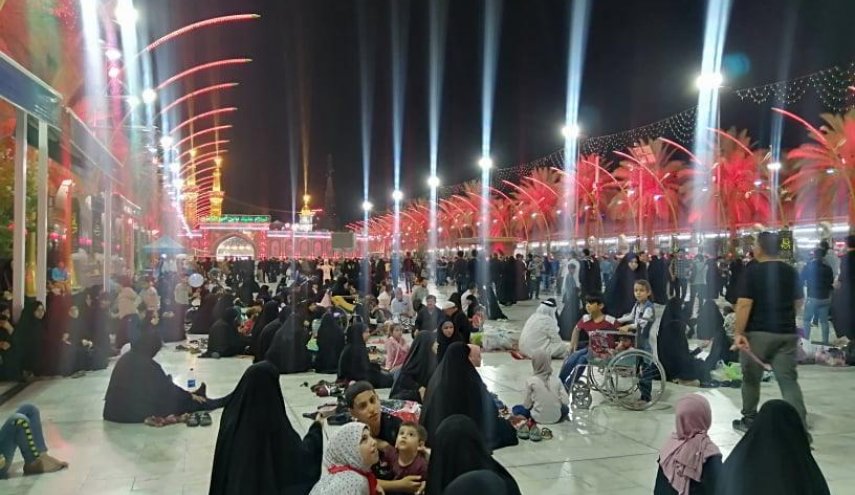 بالصور.. بين الحرمين في كربلاء الان