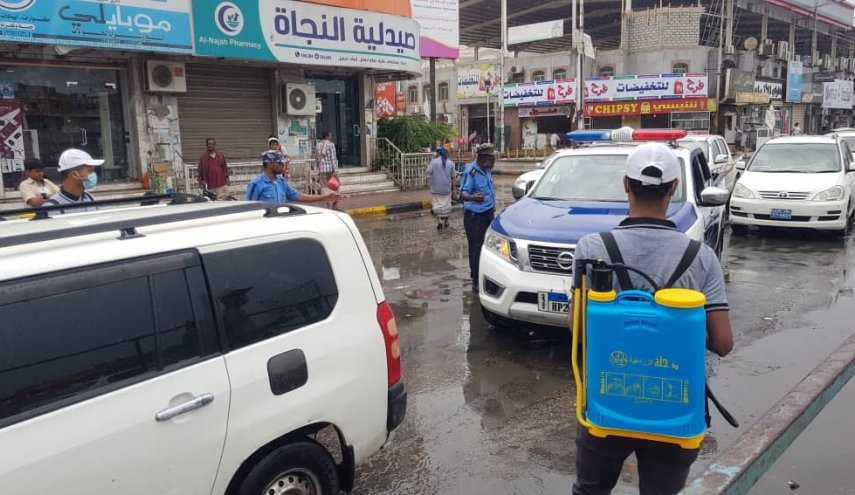 العاصمة اليمنية صنعاء تطلق حملة تعقيم لمواجهة كورونا