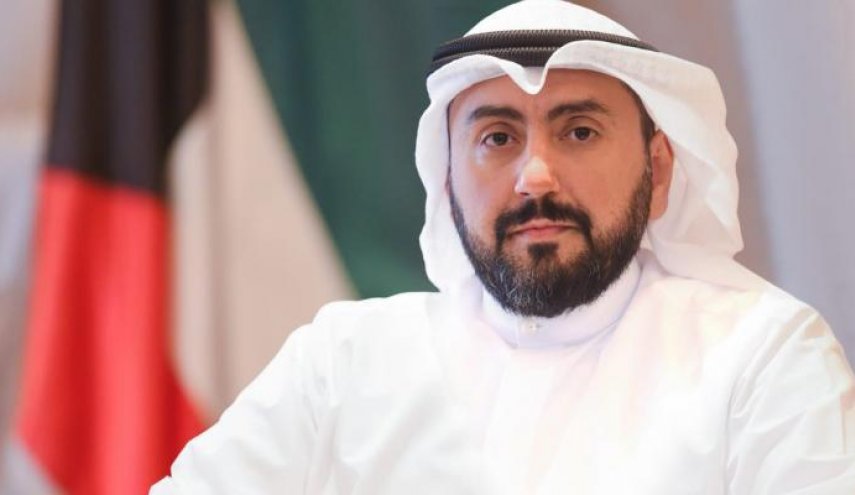 هذا ما قاله وزير صحة الكويت حول 'فتح الطيران للمسافرين'