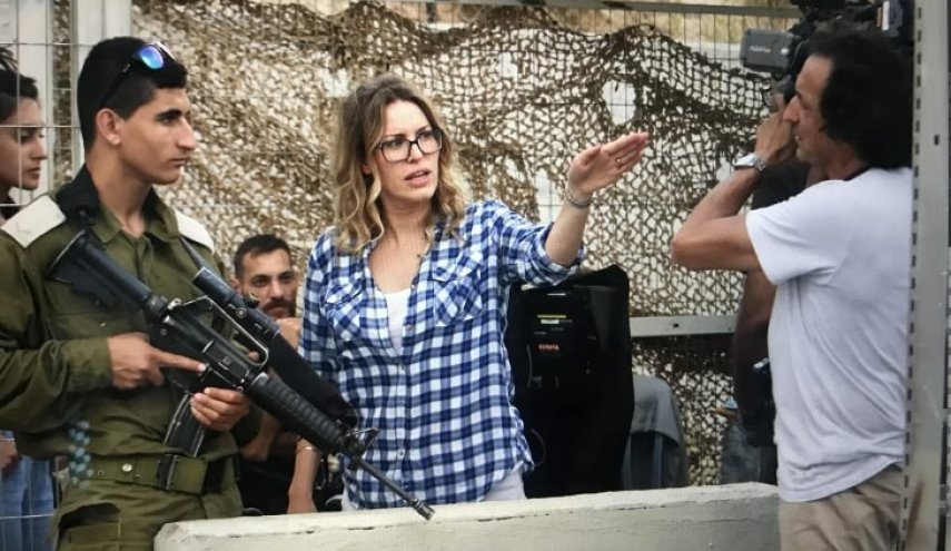 فرح نابلسي: فيلم “الهدية” مُستوحى من تجربتي عند نقاط التفتيش