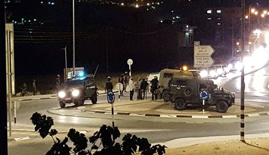 مستوطنون يهاجمون جنوب نابلس وإصابات بين الفلسطينيين 