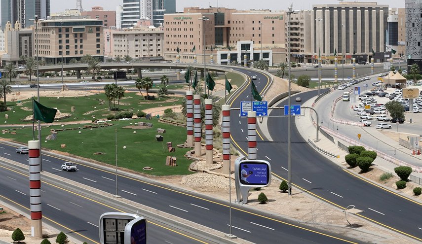 السعودية تعلن حظرا شاملا للتجول