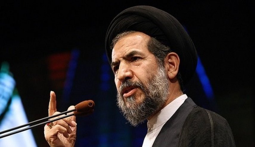 صلاة عيد الفطر بطهران تقام في مسجد 
