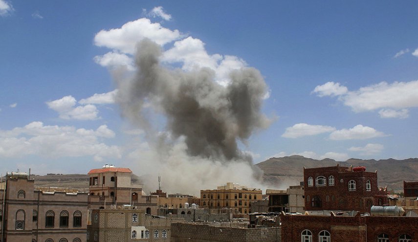 العدوان السعودي يشن أكثر من 30 غارة على محافظات يمنية