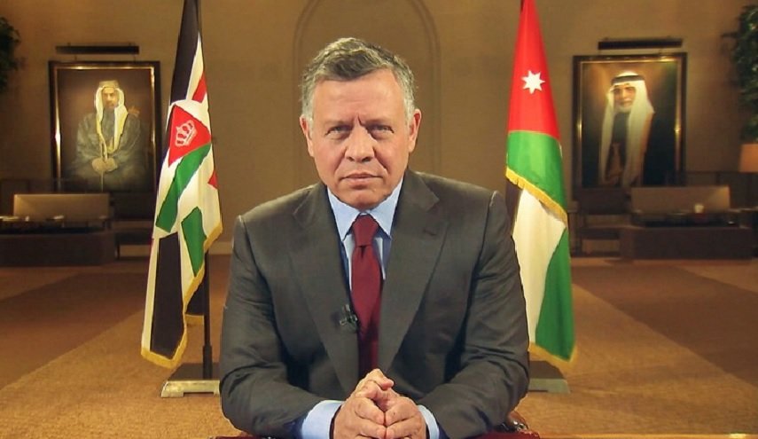 شاهد: نجلا ملك الأردن يشاركان بفعالية في ظل انتشار كورونا