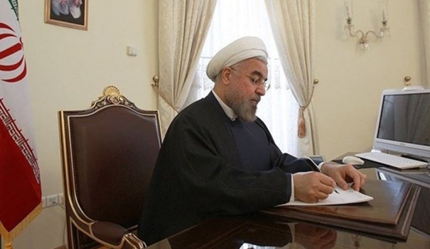 الرئيس روحاني يأمل بالمزيد من تطوير العلاقات مع كرواتيا