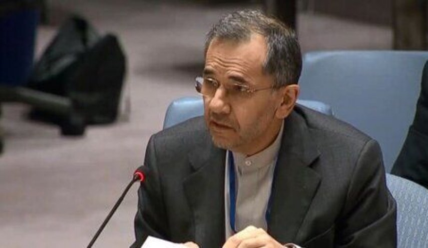 تخت روانجي: الحظر الامیرکي بلغ حد الجریمة ضد الانسانیة