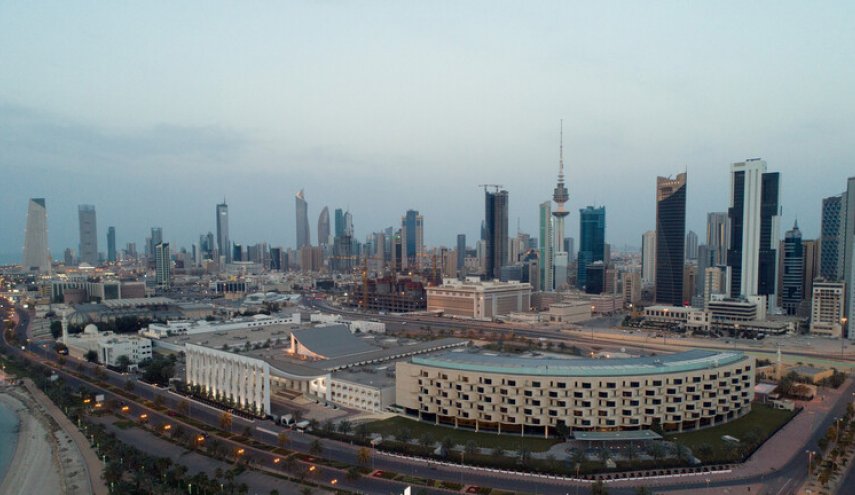 نائب مصري يوجه رسالة للأسرة الحاكمة الكويتية