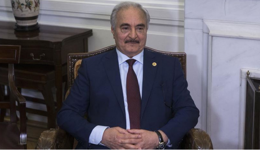 حفتر يصل القاهرة للتباحث حول الأوضاع في ليبيا 