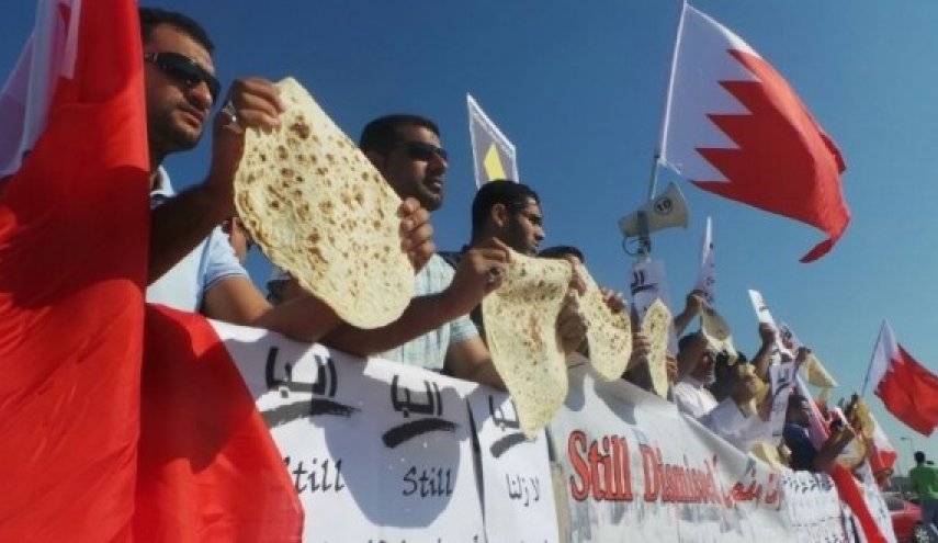 مؤسسات اقتصادية تعتزم فصل آلاف البحرانيين