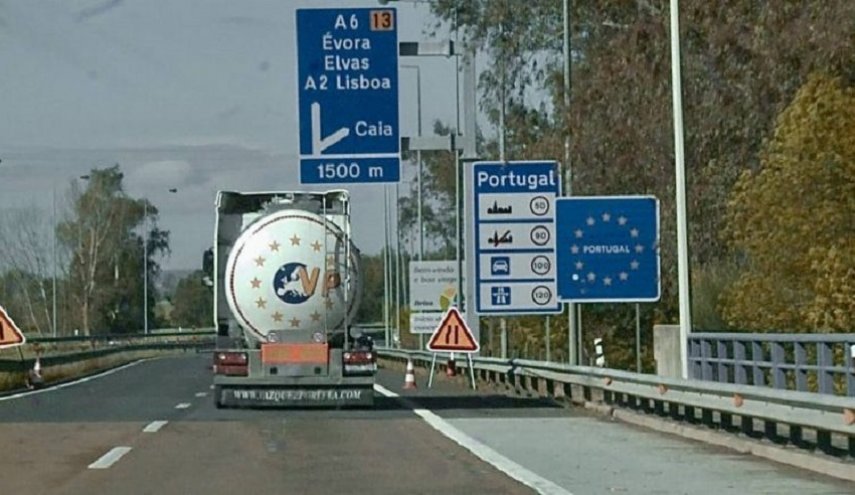 إسبانيا تفتح حدودها البرية مع جيرانها وتنتظر موافقة المغرب