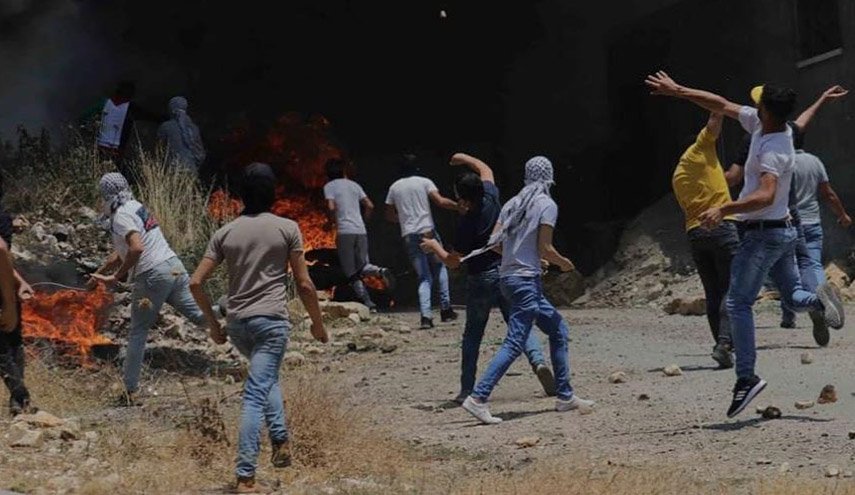 بذكرى النكسة.. قمع مسيرات بالضفة وإصابة العشرات