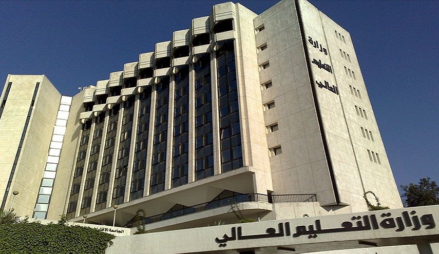 التعليم العالي بالعراق تقرر إعادة المرقنة قيودهم من طلبة الدراسات العليا