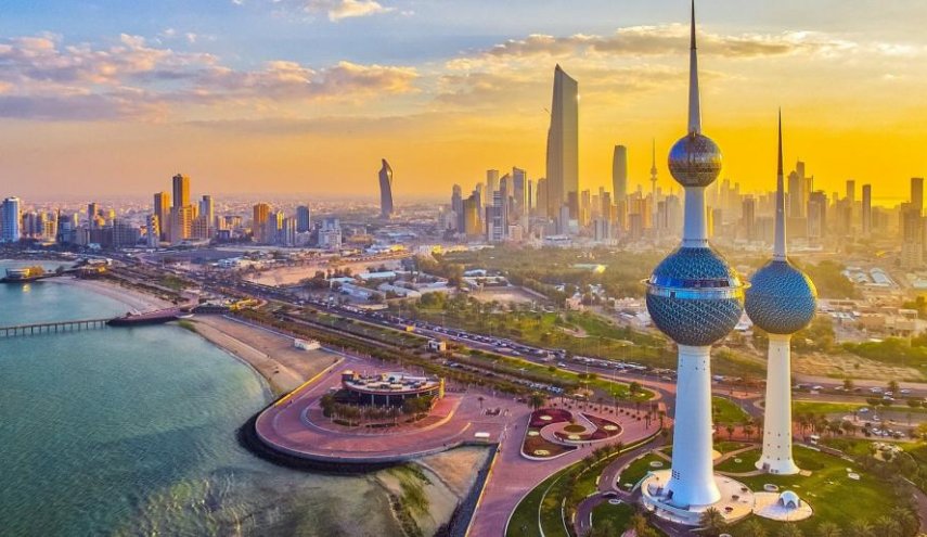 بعد توقف 3 أشهر.. الكويت تعيد فتح المساجد الأربعاء