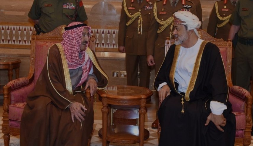 رسالة خطية من سلطان عُمان الى أمير الكويت