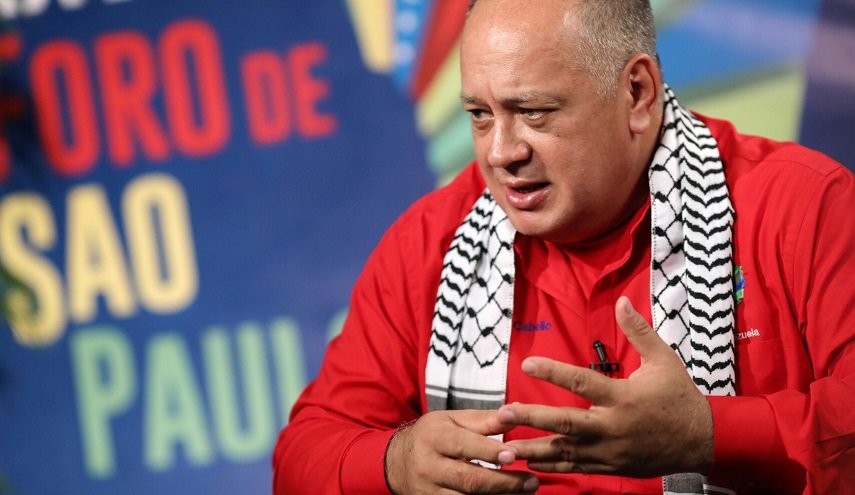 رئيس البرلمان الفنزويلي يقدر إرسال إيران الوقود لبلاده